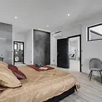 Luxury Apartment Black Pearl With Jacuzzi