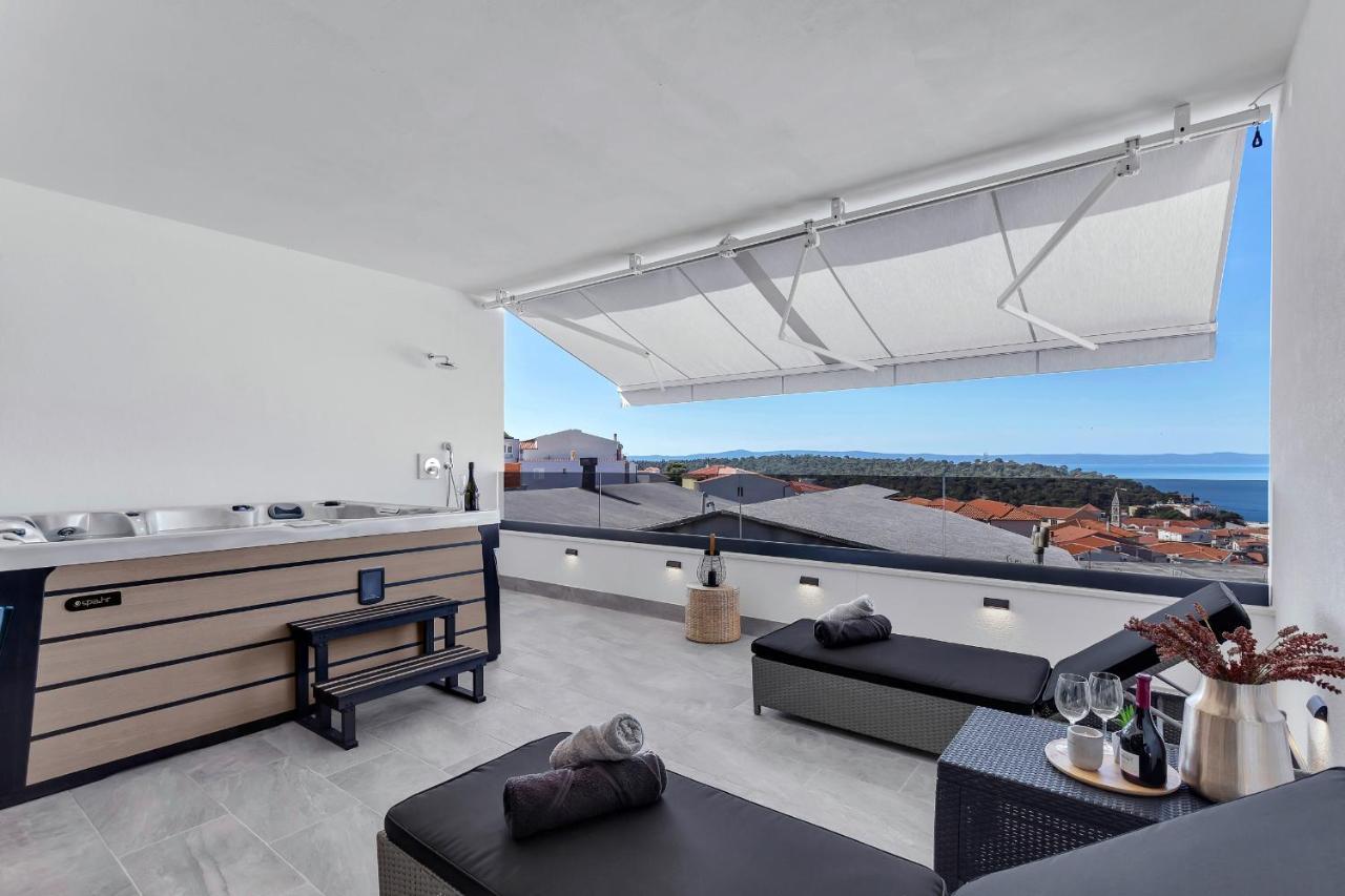 Luxury Black Pearl With Jacuzzi Hiša za goste Makarska